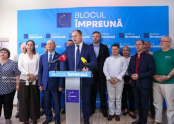 Blocul Împreună, rămas cu două partide din cinci, merge la parlamentare