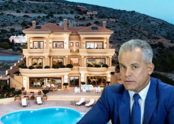 FOTO // Vladimir Plahotniuc, reținut în Grecia. Locuia într-o vilă de lux, situată într-o zonă exclusivistă de la malul Mării Egee