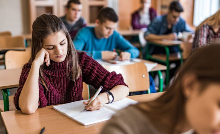 Câți elevi au promovat examenele de gimnaziu în sesiunea suplimentară