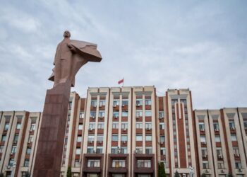La Tiraspol a fost votată „legea valorilor tradiționale”: pedepse pentru propagandă LGBT