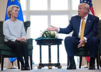 UE și SUA au convenit un acord comercial. Ursula von der Leyen: „15% este cel mai bun acord pe care l-am putut obţine”