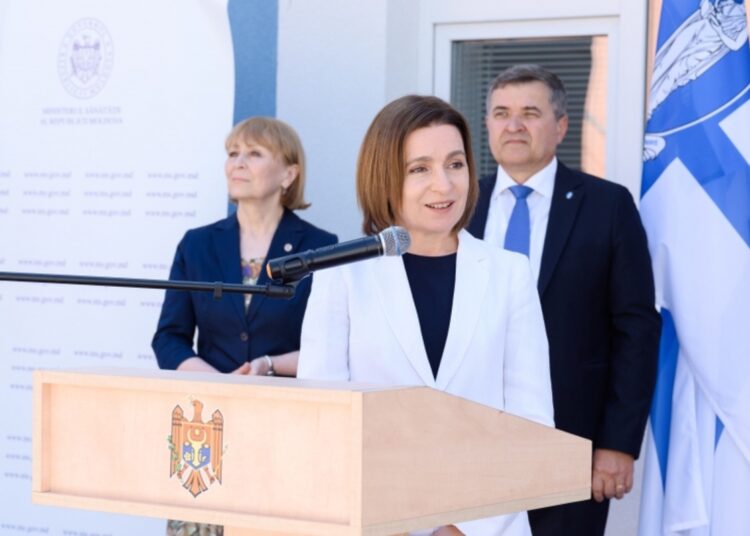 Maia Sandu a inaugurat Centrul de Sănătate Publică renovat din Cahul. Se anunță investiții de 100 milioane euro într-un spital regional