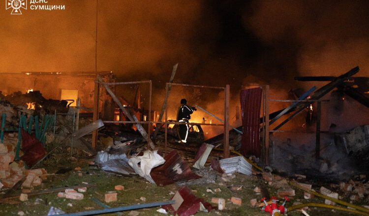 Cel puţin patru morţi şi 36 de răniţi în urma atacurilor rusești asupra Ucrainei