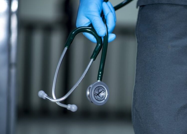 „Doctorul morții” din Berlin. Medicul este acuzat că a omorât din plăcere 15 pacienți bolnavi