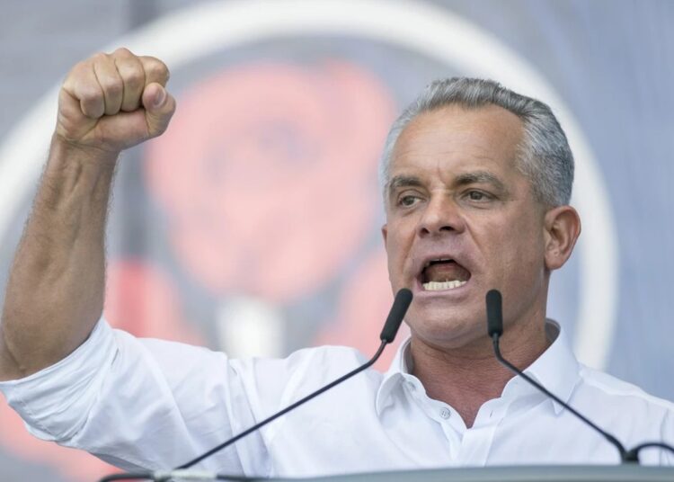 Vladimir Plahotniuc NU a cerut să fie extrădat în Moldova. Procuratura Generală vine cu precizări