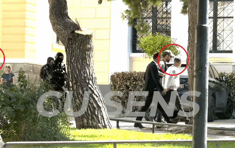 VIDEO // Primele imagini cu Plahotniuc și Țuțu în fața autorităților de drept elene