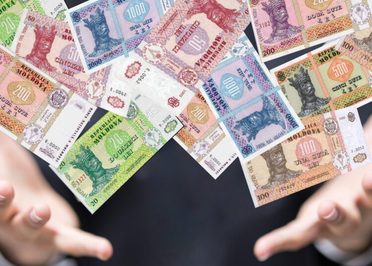 Numărul milionarilor a depășit 8 000 în R. Moldova. Cel mai tânăr are 16 ani