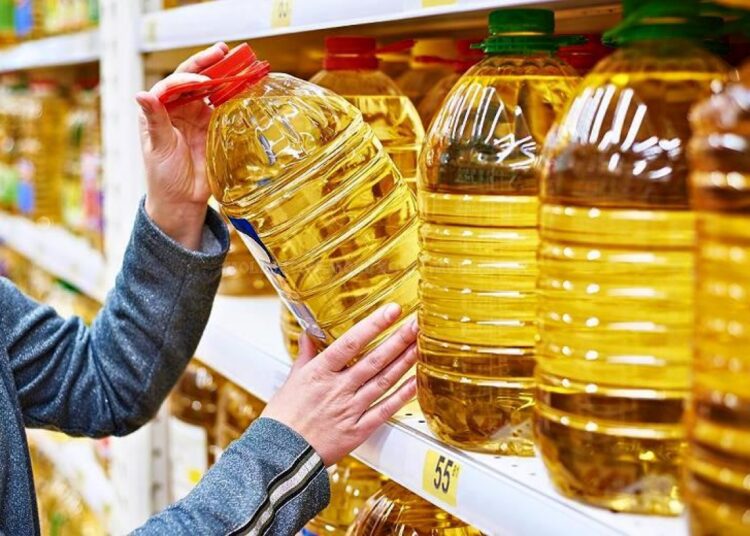 Mai multe importurile decât exporturi de ulei în luna iunie