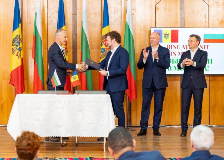 Universitatea din Taraclia, la un nou nivel. Diplomele obținute aici vor fi recunoscute în tot spațiul european