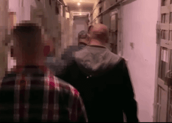 Om de afaceri din Edineț, amenințat de un deținut. După ce a refuzat să achite 50 de mii de euro, doi complici i-au incendiat gospodăria