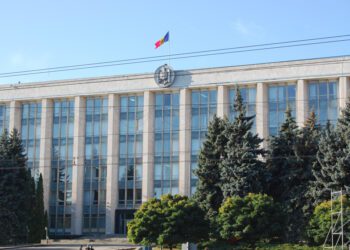 DOC// Șapte miniștri din Guvernul Recean își suspendează activitatea. Motivul