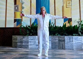 FOTO// Solistul de la Rammstein a filmat un proiect muzical la Spitalul de Psihiatrie din Codru