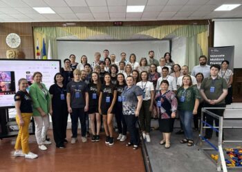Profesorii de robotică din R. Moldova dau start noului sezon competițional