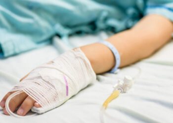 Un copil de 5 ani, tamponat cu scuterul la Rîșcani. A fost transportat de urgență la Chișinău
