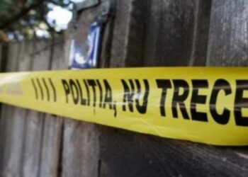 Un bărbat de 36 de ani a provocat moartea propriului frate. Este anunțat în căutare, fiind condamnat la ani grei de închisoare