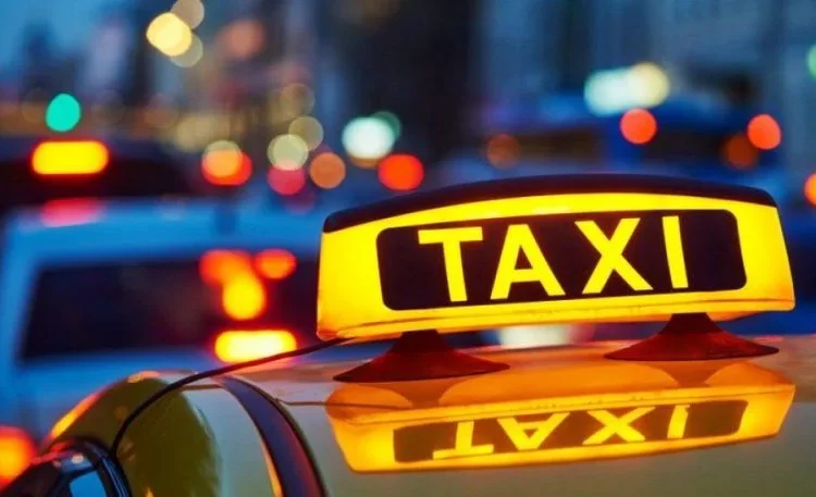 Prestatorii de servicii de taxi pot utiliza noi echipamente de casă, care permit transmiterea în timp real a datelor despre tranzacțiile efectuate
