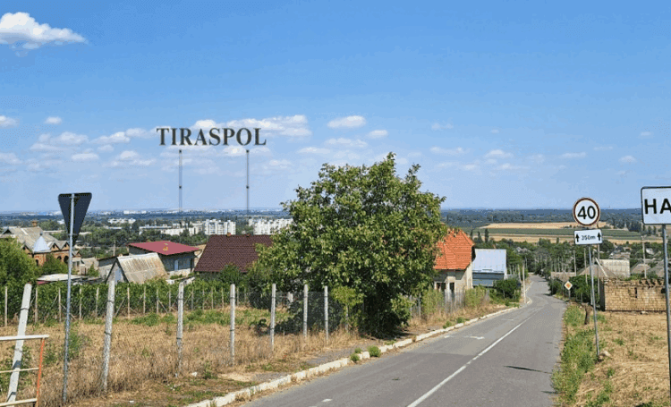 Tiraspolul, cu mâna pe butonul propagandei. Cum ajung canalele rusești în dreapta Nistrului