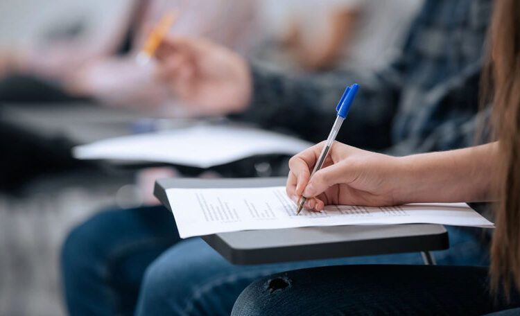 Universitățile din Moldova atrag tot mai mulți tineri. Numărul studenților a crescut cu 7%, după primele două tururi de admitere