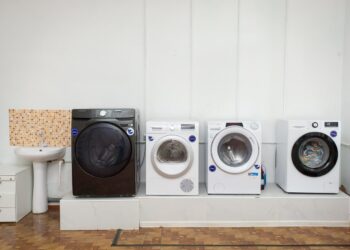 В селе Кобыле открыли социальную прачечную для помощи уязвимым категориям населения