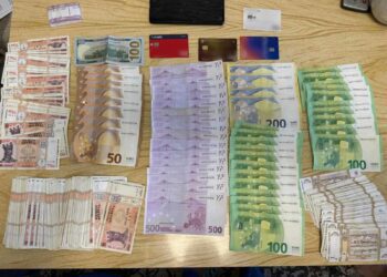 FOTO // CNA și procurorii din Bălți au efectuat 60 de percheziții la nivel național și au reținut 15 persoane într-un dosar de finanțare ilegală a partidelor
