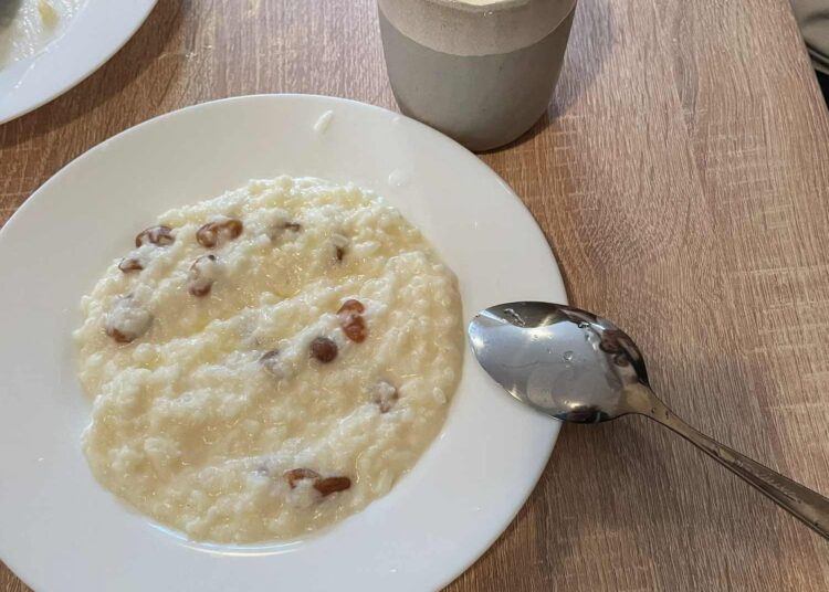 FOTO // Școlile din Bălți revin la alimentația caldă pentru elevi