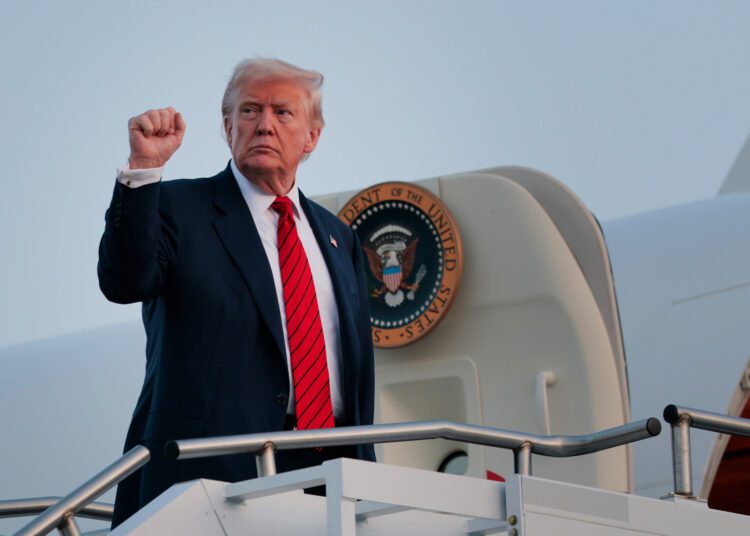 Trump pierde o bătălie importantă în războiul economic. „Tarifele reciproce” cu aproape toate ţările au fost anulate