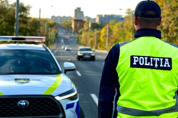 Mii de șoferi, amendați în weekend. Care sunt cele mai frecvente încălcări