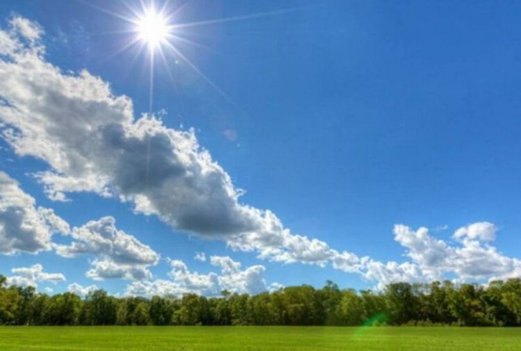 METEO // Cer senin și temperaturi înalte