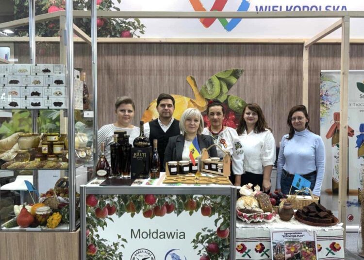 FOTO // Antreprenorii din nordul Moldovei au promovat regiunea la expo-târgul internațional „Smaki Regionów” din Polonia