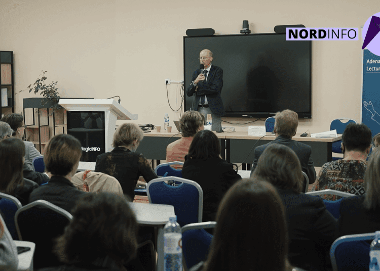 VIDEO // Cum e să faci presă în Rusia: Jurnalistul german Michael Thumann a povestit tinerilor din Bălți despre curajul de a rămâne la Moscova