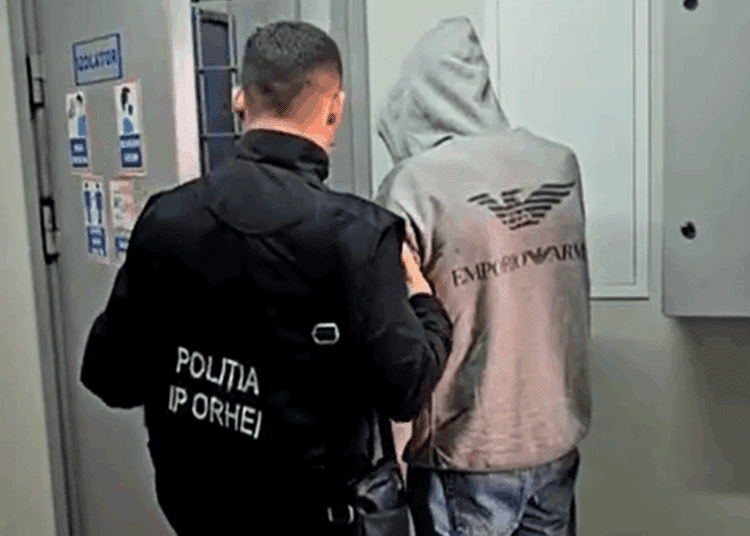 VIDEO // Droguri în valoare de jumătate de milion de lei, ridicate de polițiștii din Orhei. Două persoane din Bălți, reținute