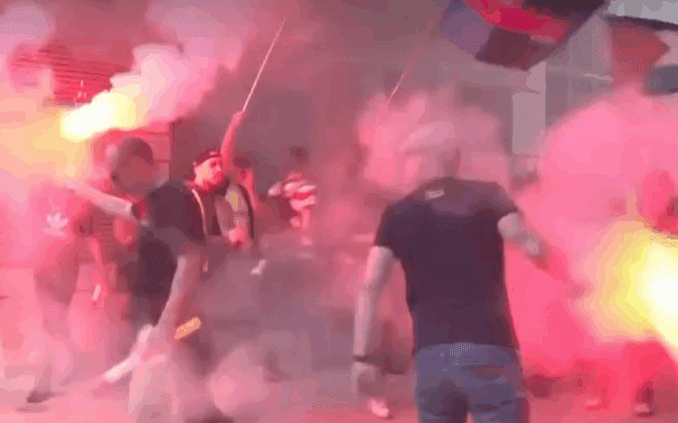 Aproape 900.000 de francezi nervoși pe reducerile bugetare au blocat toată țara