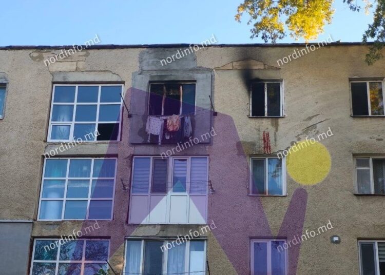 Мужчина выпрыгнул с пятого этажа во время пожара в Бельцах