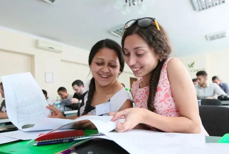 Именные стипендии для 110 учеников и студентов ромского происхождения