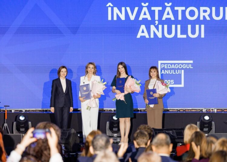 VIDEO // Maia Sandu la Gala laureaților concursului republican „Pedagogul Anului 2025”: Educația este cea mai mare garanție că Moldova va reuși