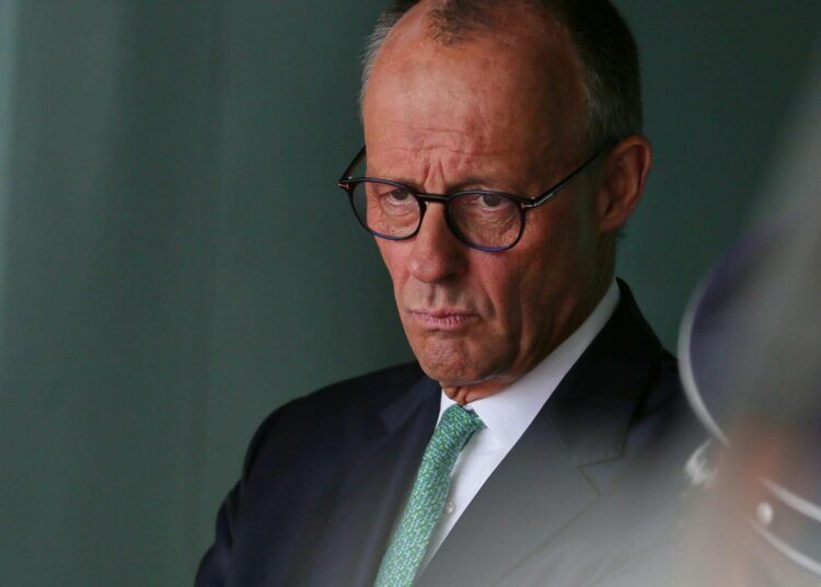 Cancelarul german Friedrich Merz îl acuză pe Vladimir Putin că duce un „război hibrid” împotriva Germaniei