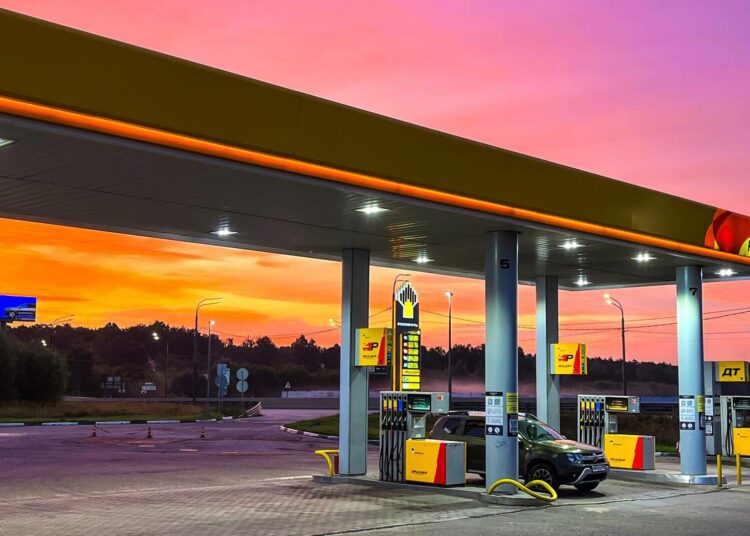 SUA a sancționat două companii petroliere ruse „care finanţează maşinăria de război a Kremlinului”