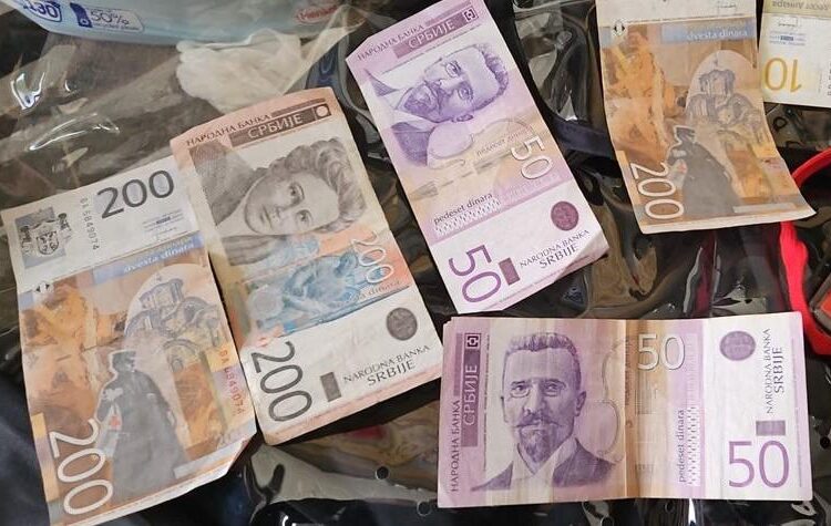 VIDEO // Rezultatul perchezițiilor matinale în Bălți, Sîngerei și Rîșcani. Două persoane au fost reținute