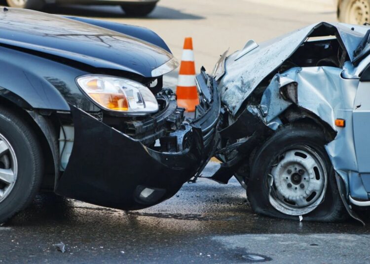 Haos în trafic din cauza ploilor. În doar 90 de minute au avut loc zeci de accidente rutiere