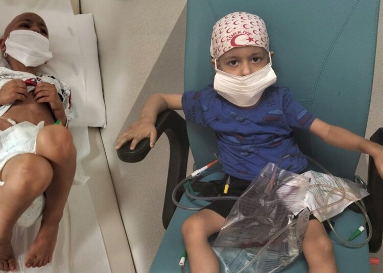 Nichita mai are nevoie de ajutor. Băiețelul din Glodeni continuă să lupte cu cancerul