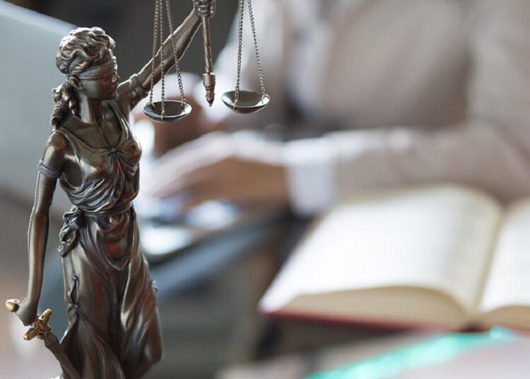 Un avocat din Chișinău, condamnat definitiv pentru trafic de influență. A pretins și primit bani pentru „intervenții” la procurori și judecători