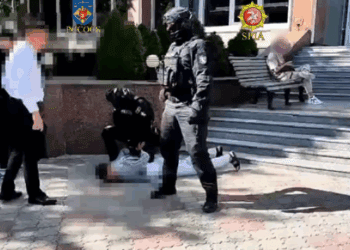 Au vrut să excludă 21 puncte de penalizare pentru încălcări la conducerea mașinii, dar au ajuns pe mâna poliției