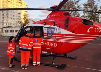 Echipaj aero-medical SMURD a transportat un pacient din Iași la Chișinău, după un accident rutier