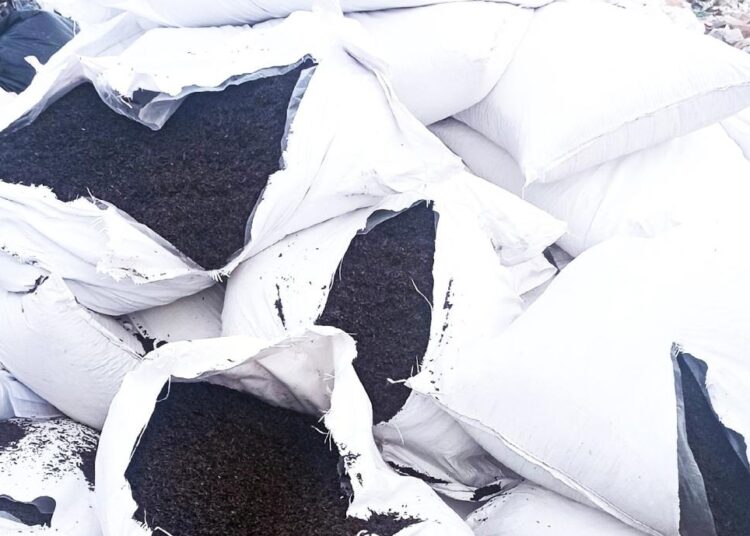 FOTO // Ceai cu pesticide, la un pas să ajungă pe rafturile de comerț din Republica Moldova