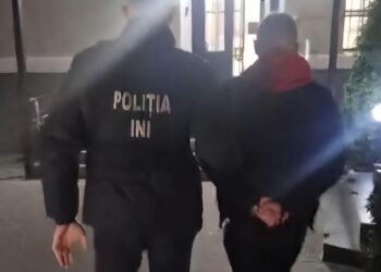 VIDEO // Captură de droguri de aproximativ 1.000.000 lei, ridicată de polițiști și procurori la intrarea în municipiul Bălți