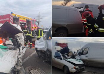 FOTO // Accident grav pe centura de ocolire a mun. Bălți. Un bărbat a fost descarcerat și transportat la spital