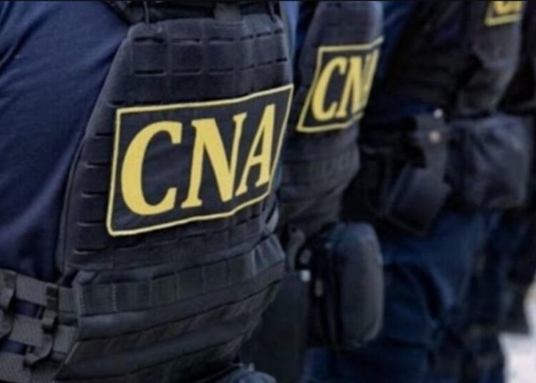 Un polițist din Florești, prins cu mită în flagrant de CNA, la Bălți