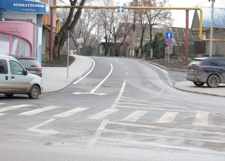 Strada Sfântul Nicolae din Bălți, reparată și redeschisă traficului, după alunecarea de teren