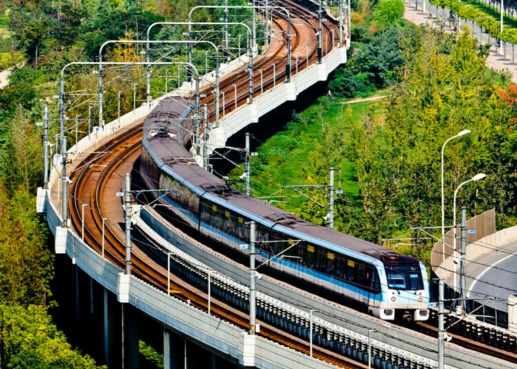 Rețeaua feroviară din China a depășit 50.000 de km după inaugurarea unei noi stații