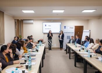 VIDEO // Școala care transformă aleșii locali în lideri ai comunității: Impactul se resimte deja în 58 de localități